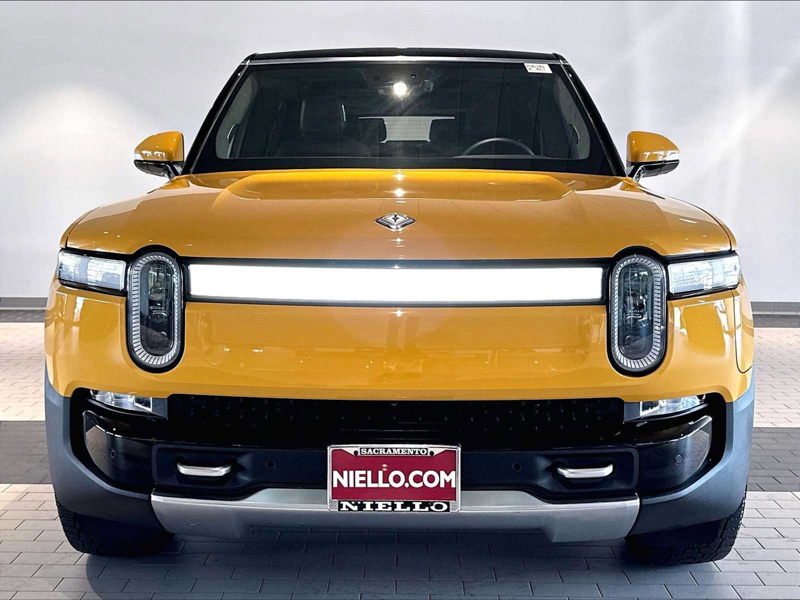 Used 2023 Rivian R1S Adventure Quad AWD/4WD image 13
