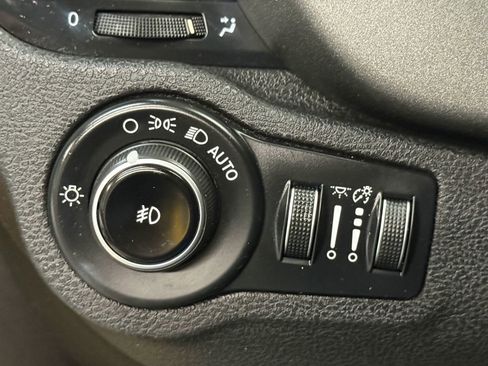 Used 2016 FIAT 500X Trekking FWD image 26