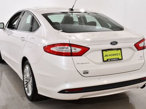 Used 2014 Ford Fusion SE w/ Equipment Group 202A FWD image 14