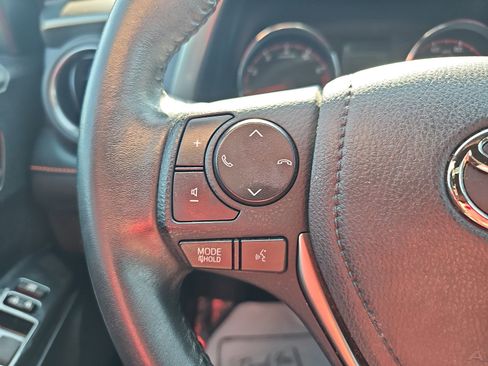 Used 2017 Toyota RAV4 SE AWD/4WD image 14