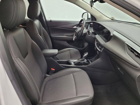 Used 2024 Buick Encore GX Preferred FWD image 21