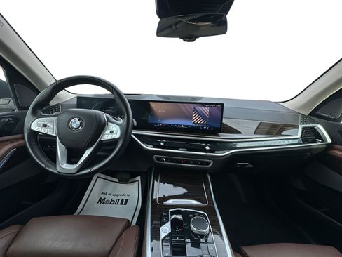 Used 2026 BMW X7 xDrive40i image 14