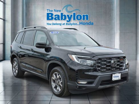Used 2023 Honda Passport TrailSport image 6