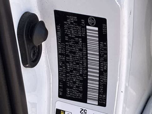 Used 2023 Toyota Camry SE image 37