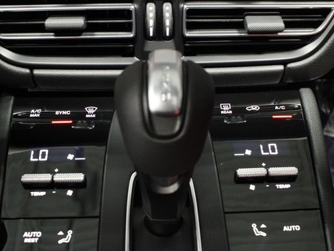 New 2026 Porsche Macan S AWD/4WD image 28