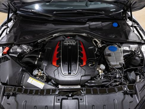 Used 2017 Audi RS 7 Prestige w/ Carbon-Optic Package image 23