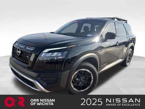 Used 2025 Nissan Pathfinder Rock Creek AWD/4WD image 1