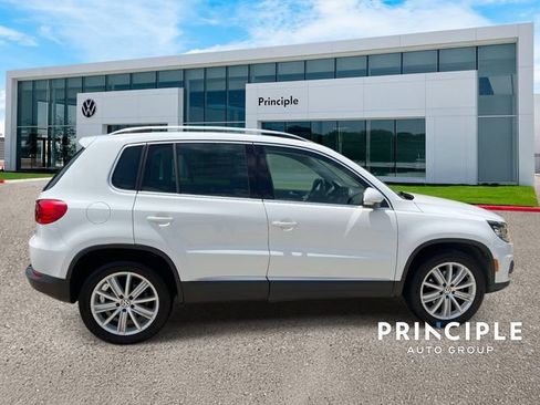Used 2016 Volkswagen Tiguan SE FWD image 5
