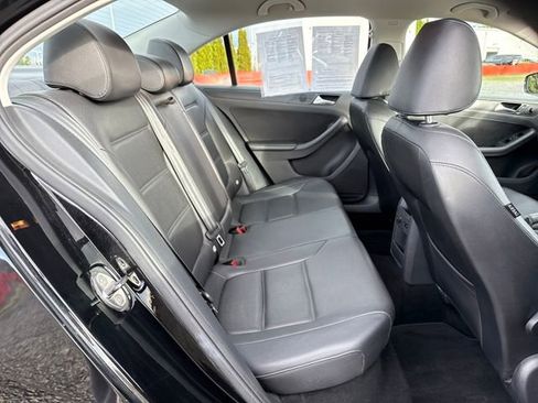 Used 2014 Volkswagen Jetta SE image 10
