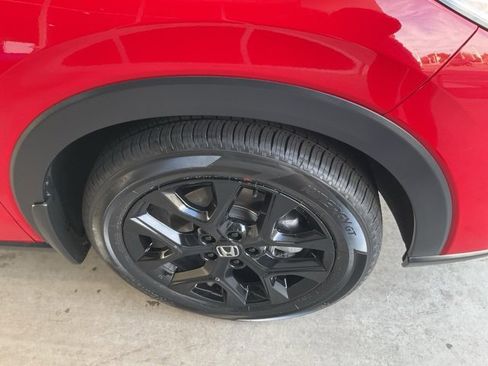 Certified 2024 Honda HR-V Sport image 28