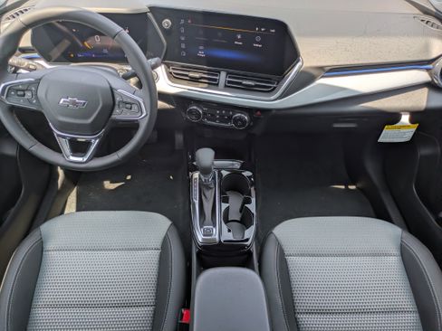 New 2026 Chevrolet Trax LT FWD image 10