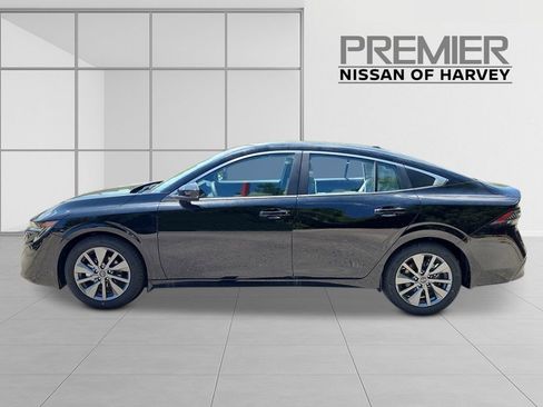 New 2026 Nissan Sentra SL w/ Floor Mat Package FWD image 3