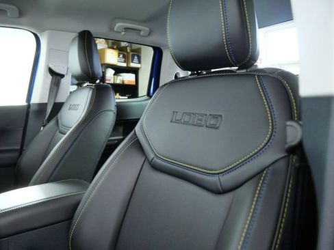Certified 2025 Ford Maverick Lobo AWD/4WD image 15