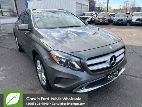 Used 2017 Mercedes-Benz GLA 250 4MATIC image 3