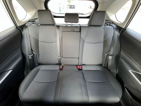 Used 2025 Toyota RAV4 XLE image 40