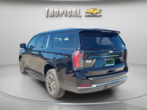 New 2026 Chevrolet Suburban LS RWD image 2