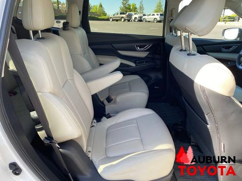 Used 2025 Subaru Ascent Limited AWD/4WD image 19