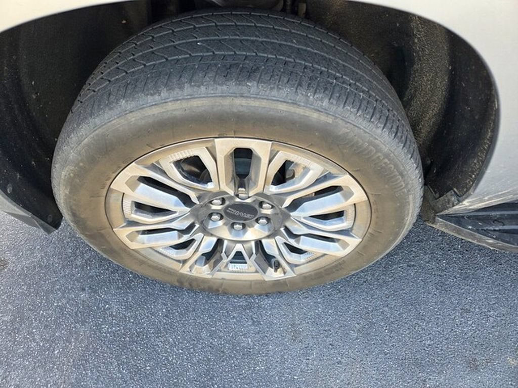 Used 2025 GMC Yukon Elevation w/ LPO, Floor Liner Package RWD image 6