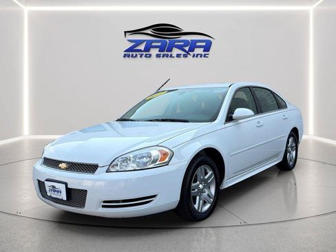 Used 2014 Chevrolet Impala LT w/ LT Sunroof Package FWD image 3