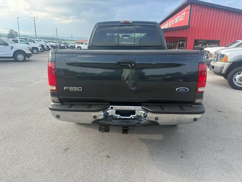 Used 2004 Ford F250 XLT AWD/4WD image 5