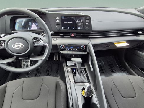 New 2026 Hyundai Elantra Sport FWD image 12