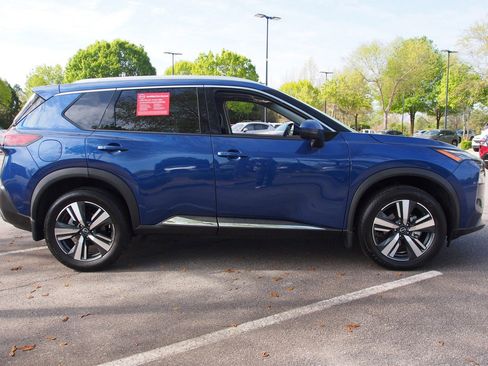 Used 2023 Nissan Rogue SL image 8