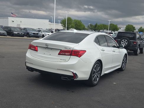 Used 2018 Acura TLX V6 SH-AWD w/ Technology Pkg image 7