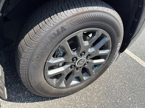 Used 2024 Toyota Sequoia Platinum RWD image 9