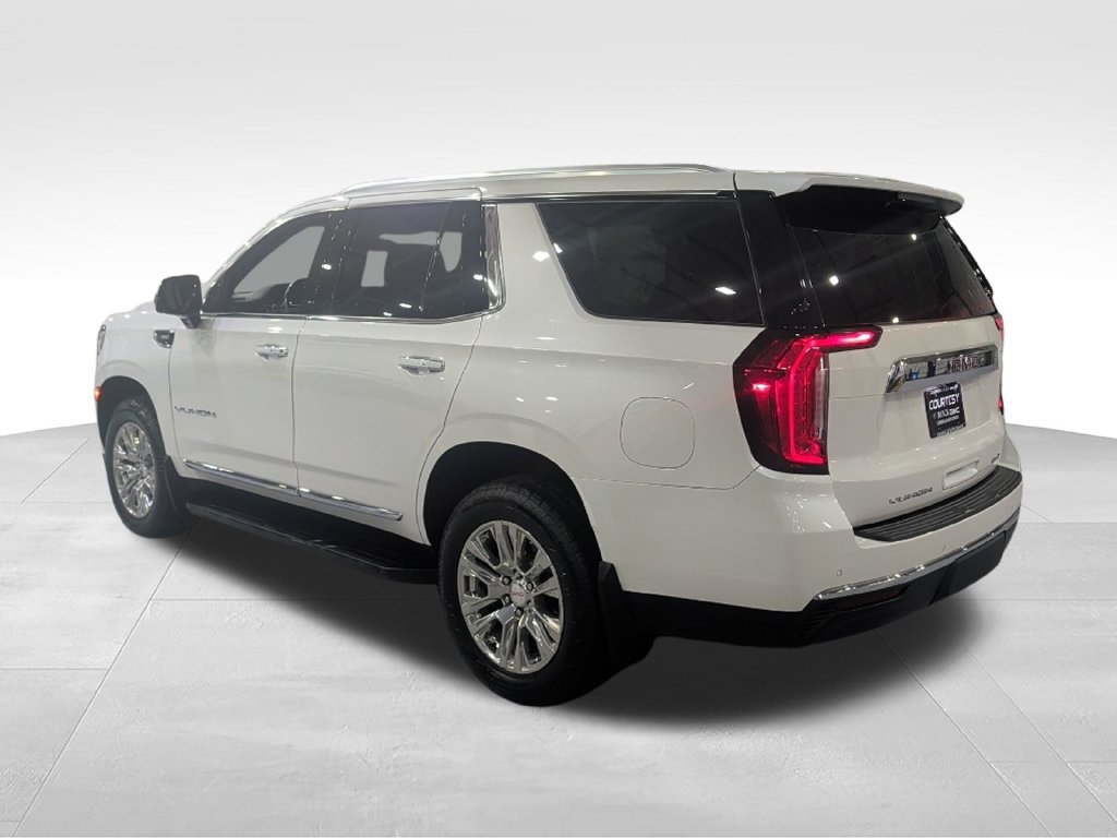 Used 2022 GMC Yukon SLT w/ SLT Luxury Package AWD/4WD image 7