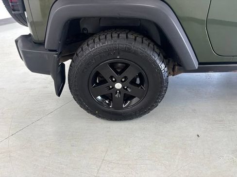 Used 2008 Jeep Wrangler X AWD/4WD image 12