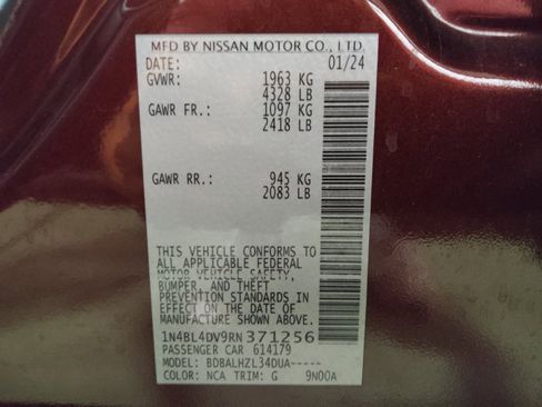 Used 2024 Nissan Altima 2.5 SV FWD image 33