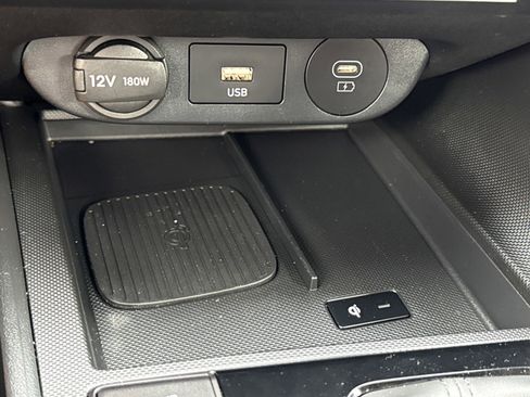 Used 2025 Hyundai Elantra Sport FWD image 25