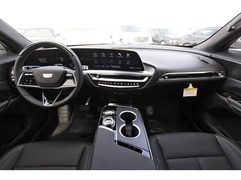 New 2026 Cadillac Lyriq Sport image 9