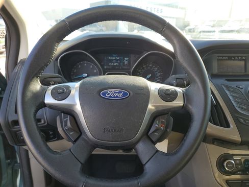Used 2012 Ford Focus SEL image 20