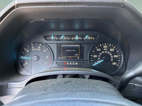 Used 2018 Ford F150 XL w/ Equipment Group 101A Mid image 11