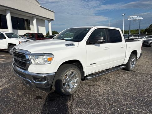Used 2021 RAM 1500 Big Horn AWD/4WD image 3