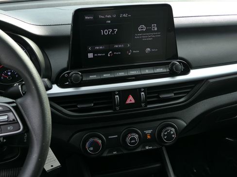 Used 2023 Kia Forte LXS w/ LXS Technology Package image 19