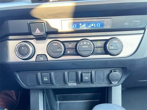 Used 2023 Toyota Tacoma SR image 15