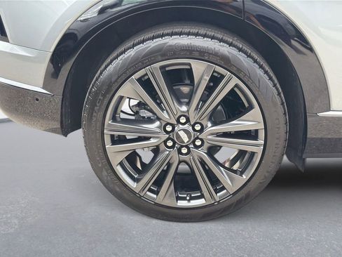 Certified 2025 Cadillac Optiq Sport 2 AWD/4WD image 30
