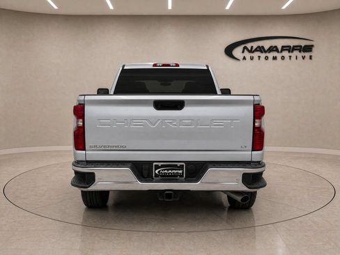 Used 2022 Chevrolet Silverado 2500 LT w/ Convenience Package RWD image 6