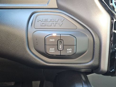 New 2026 RAM 2500 Big Horn AWD/4WD image 20
