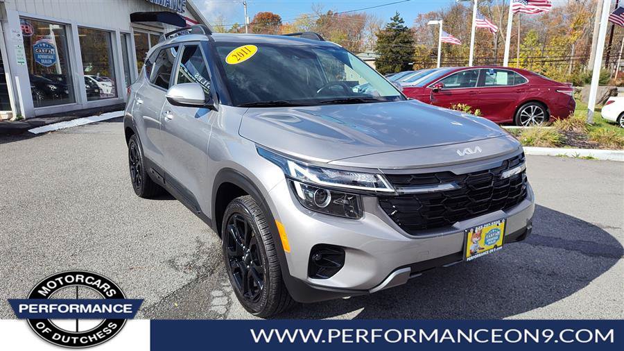 Used 2024 Kia Seltos X-Line AWD/4WD image 1