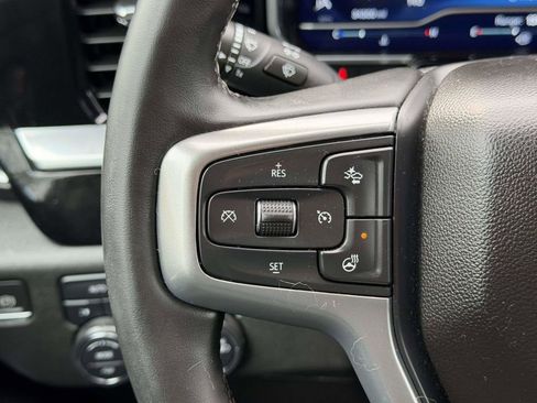 Used 2023 Chevrolet Silverado 1500 LT image 9