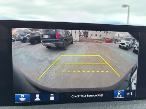 Used 2025 Acura MDX SH-AWD image 19