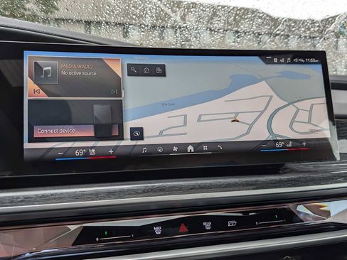 New 2025 BMW 760i xDrive 760i xDrive image 28