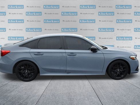 Used 2024 Honda Civic Sport image 4