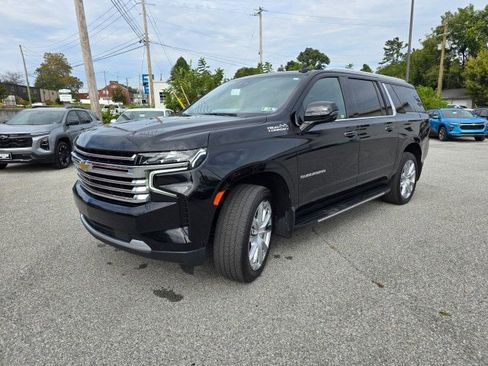 Used 2021 Chevrolet Suburban High Country image 6