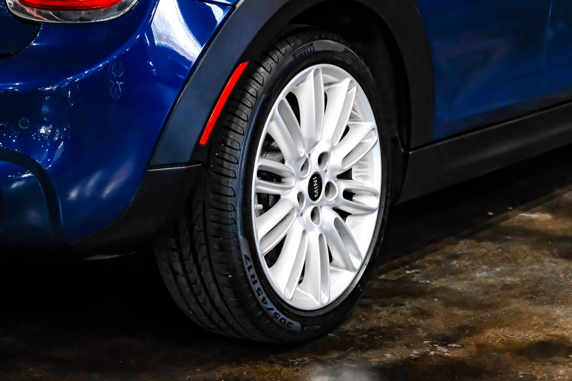 Used 2018 MINI Cooper S w/ Premium Package FWD image 62