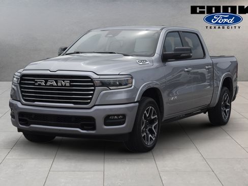 Used 2025 RAM 1500 Laramie w/ Laramie Southwest Edition AWD/4WD image 1
