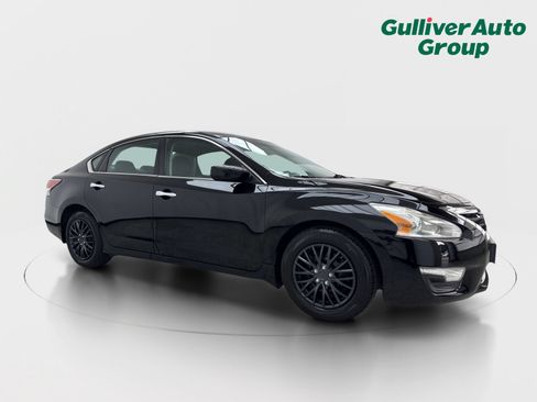 Used 2014 Nissan Altima 2.5 S FWD image 12